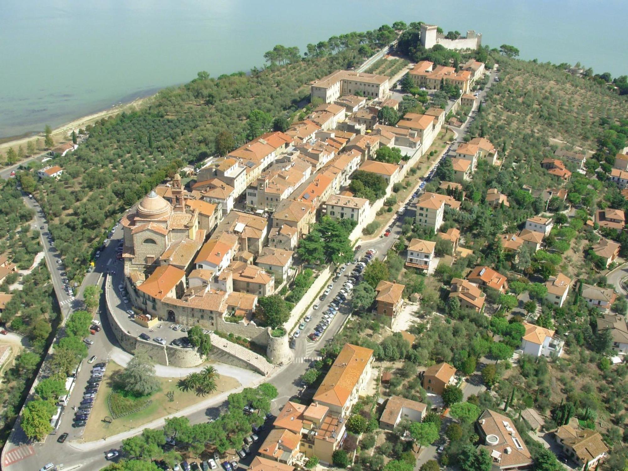 Hotel Aganoor Castiglione del Lago Exteriör bild